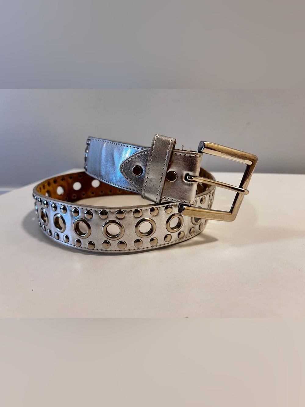 Silver Metallic Grommet Belt Leather Belt size 32 Good condition